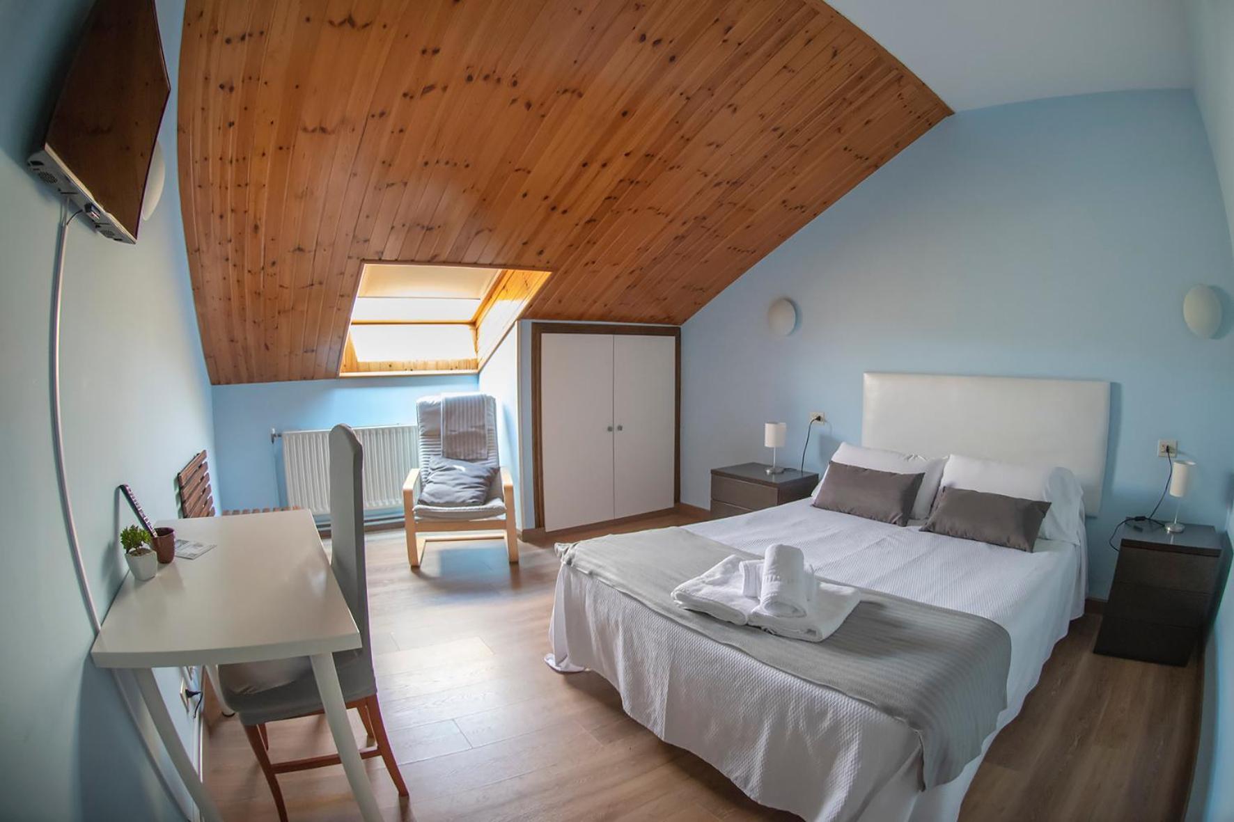 Hotel Voar Ribadeo Exteriör bild